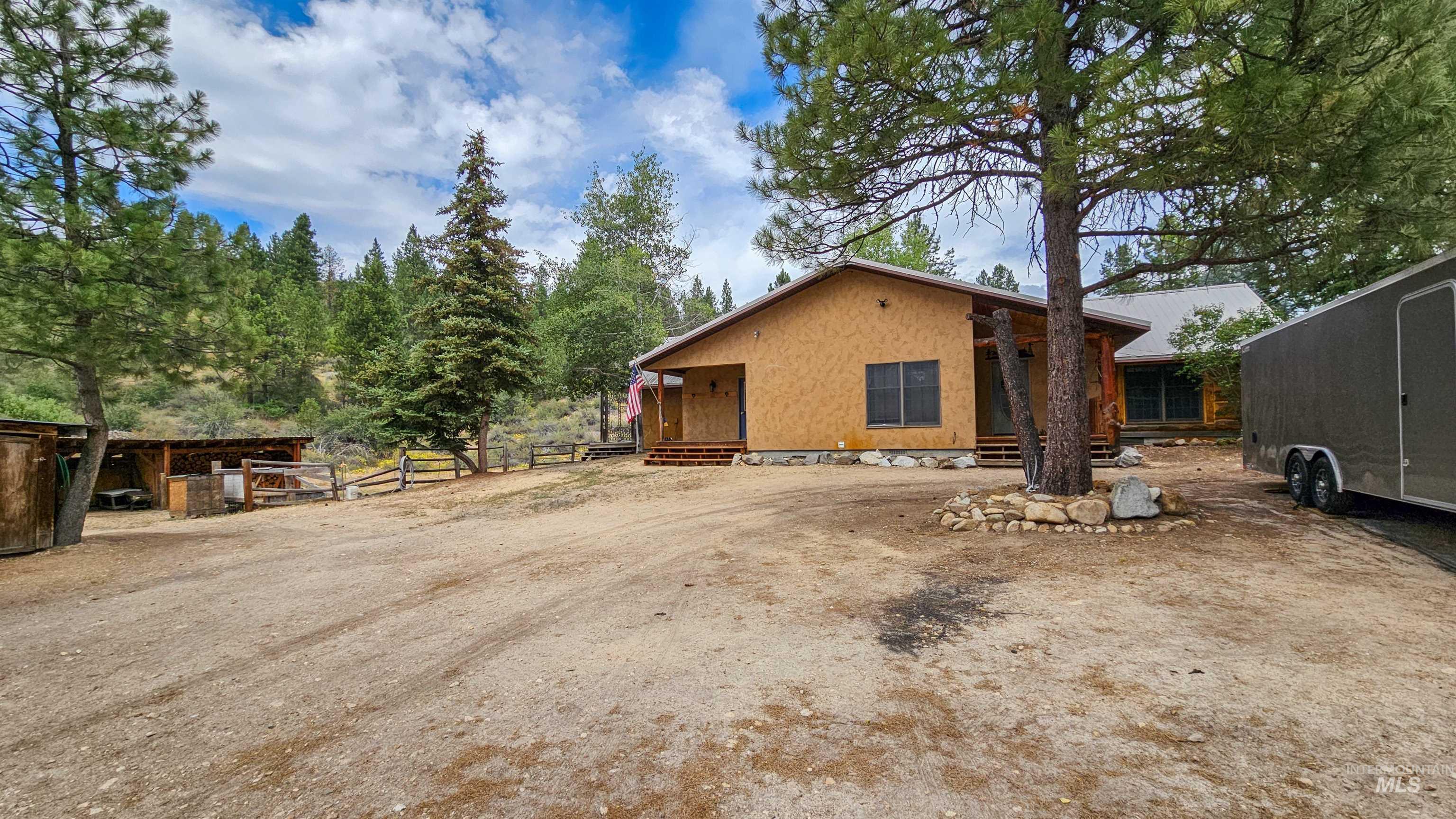 3382 Hwy 21 Property Photo 2