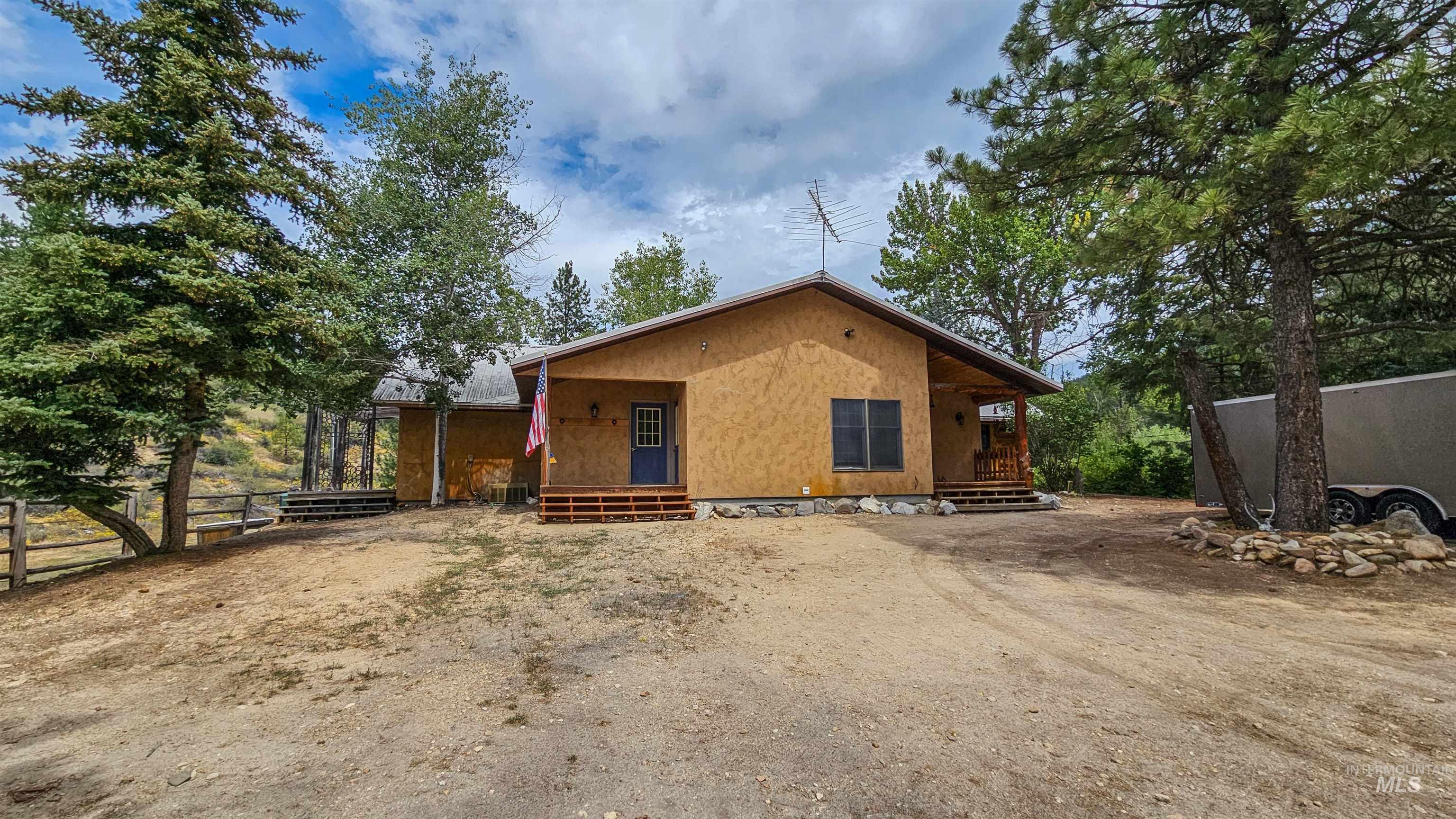 3382 Hwy 21 Property Photo 3