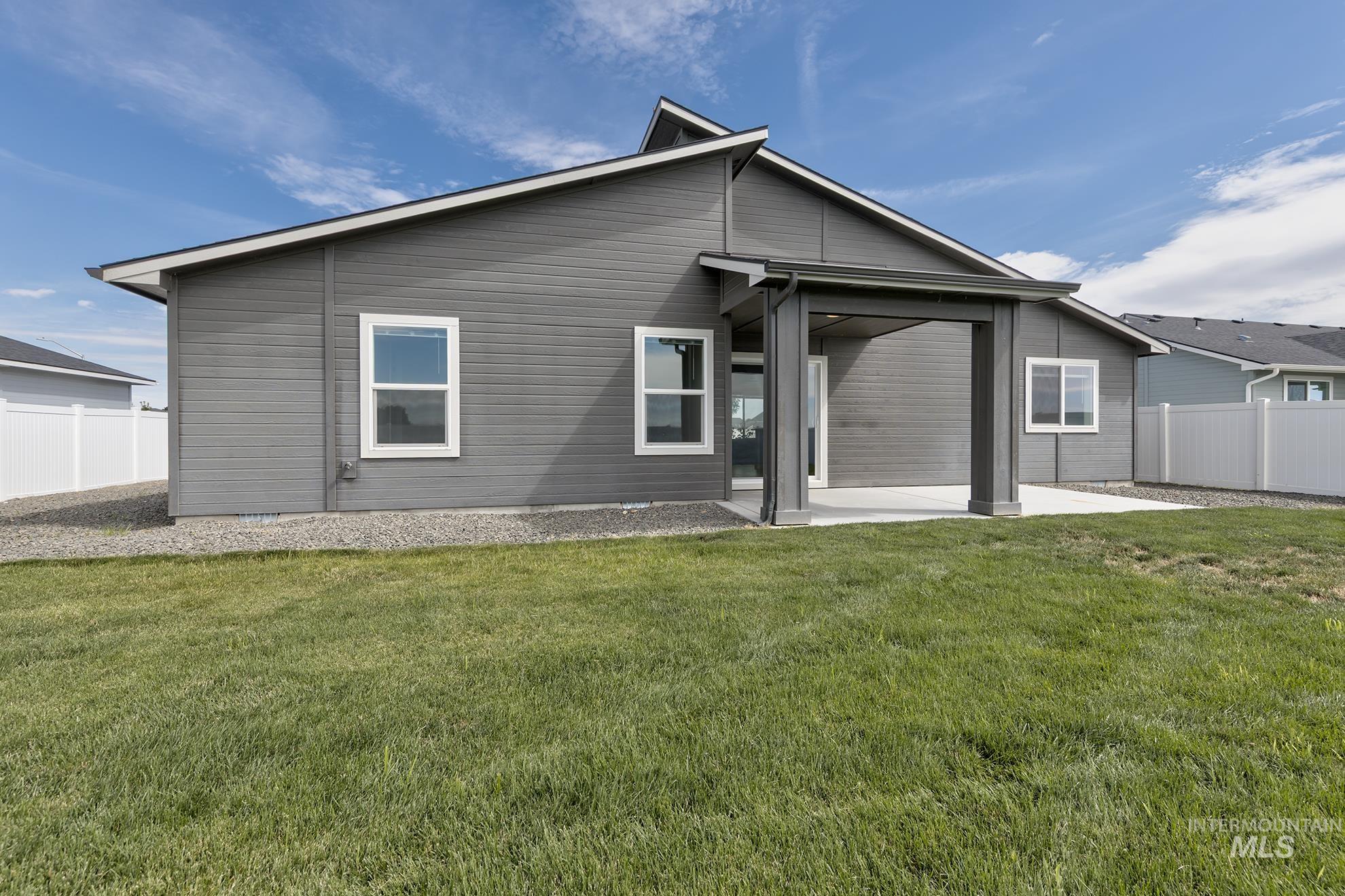 426 Stagecoach Ave Property Photo 33