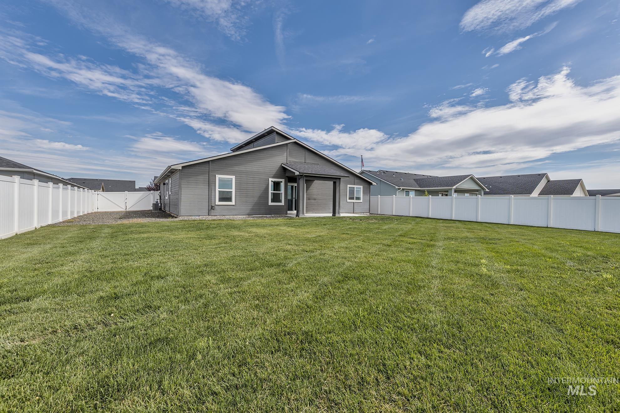 426 Stagecoach Ave Property Photo 35