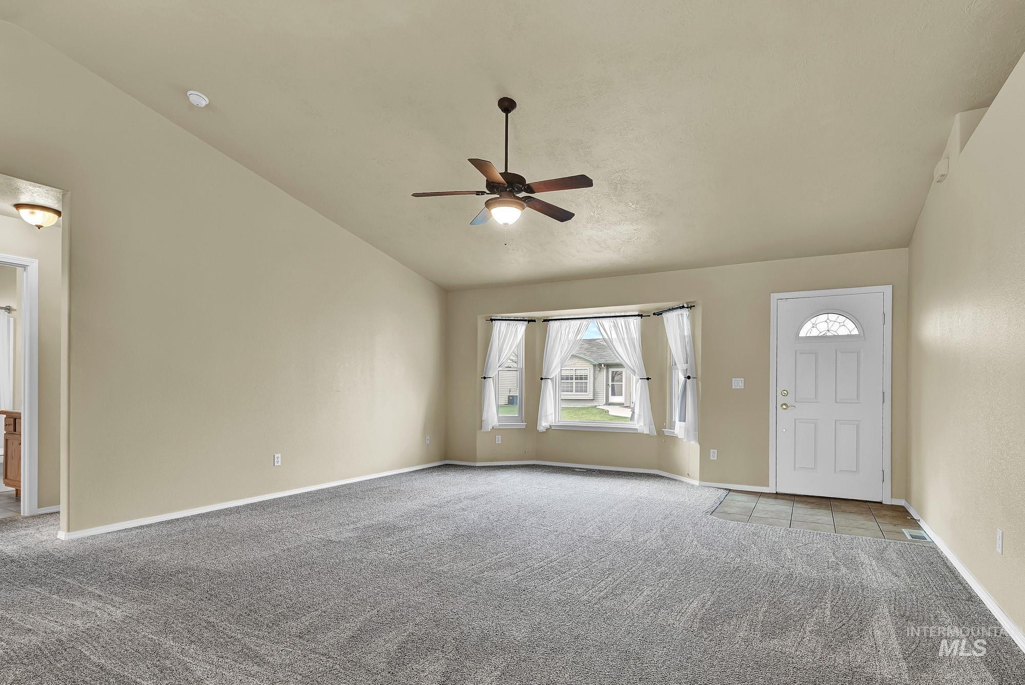 432 N David Frost St Property Photo 3