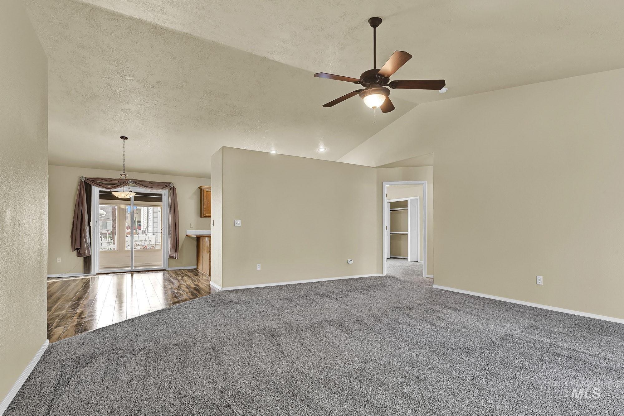 432 N David Frost St Property Photo 6