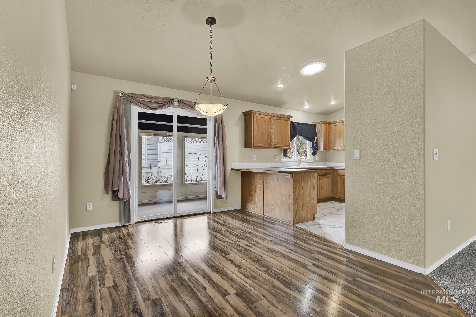 432 N David Frost St Property Photo 7