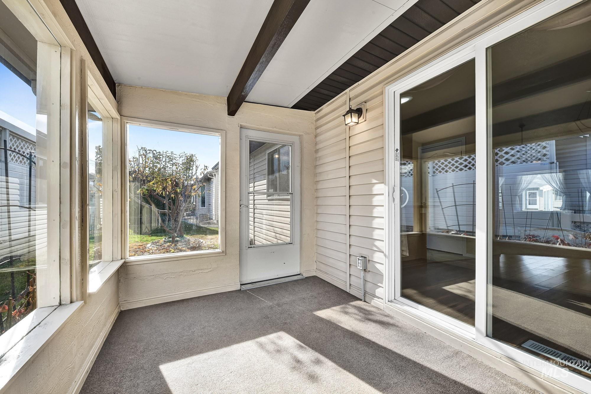 432 N David Frost St Property Photo 14