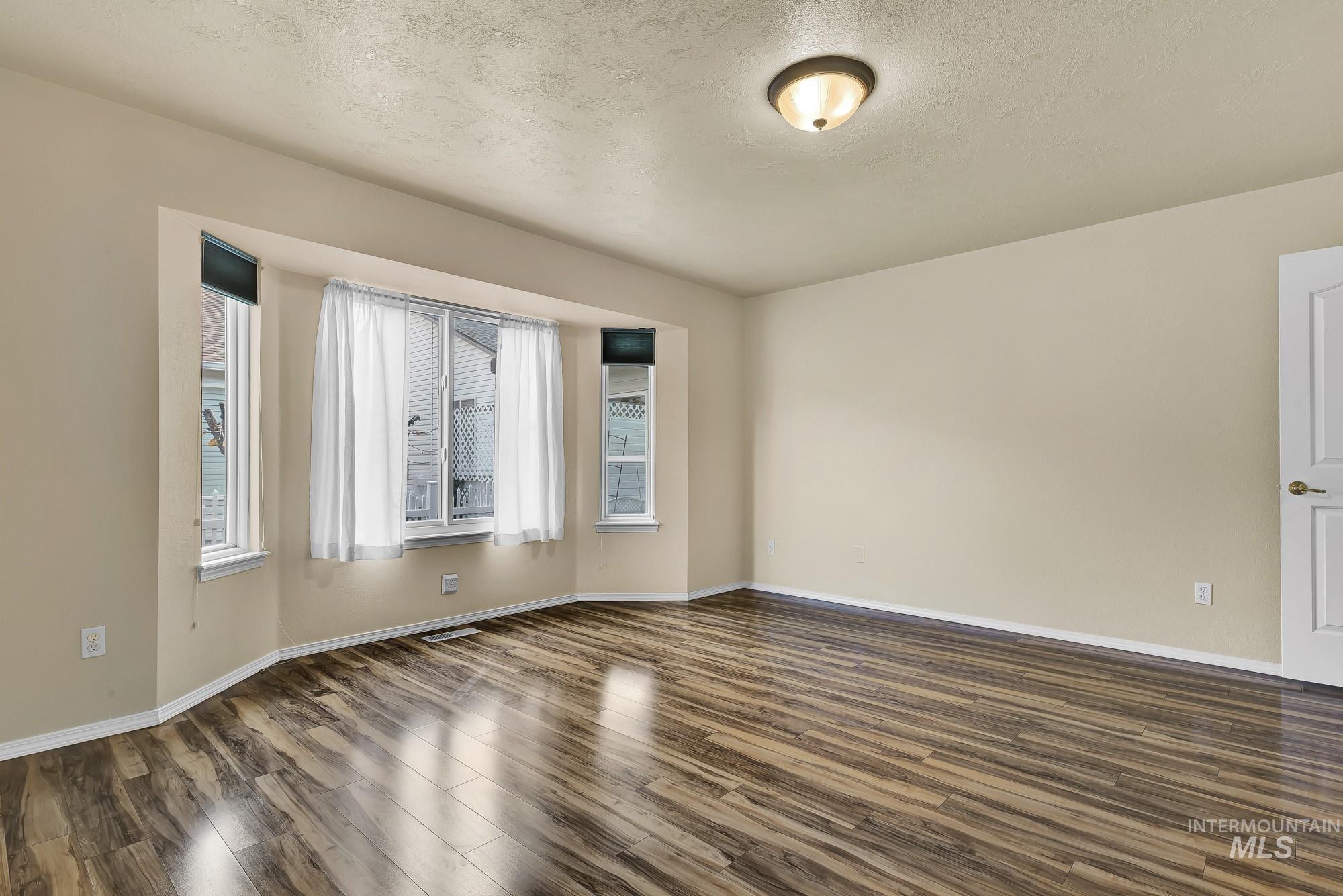 432 N David Frost St Property Photo 19