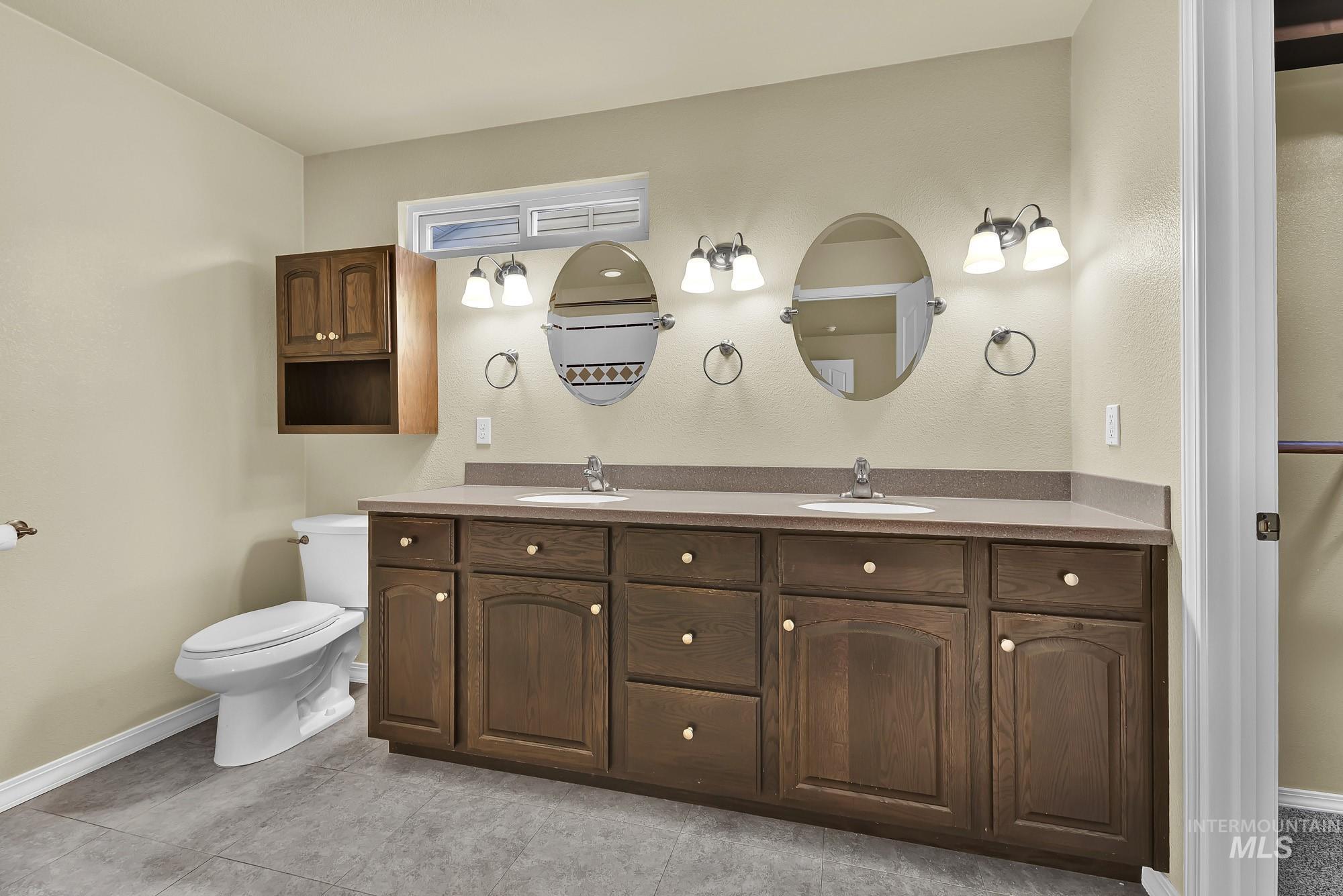 432 N David Frost St Property Photo 22