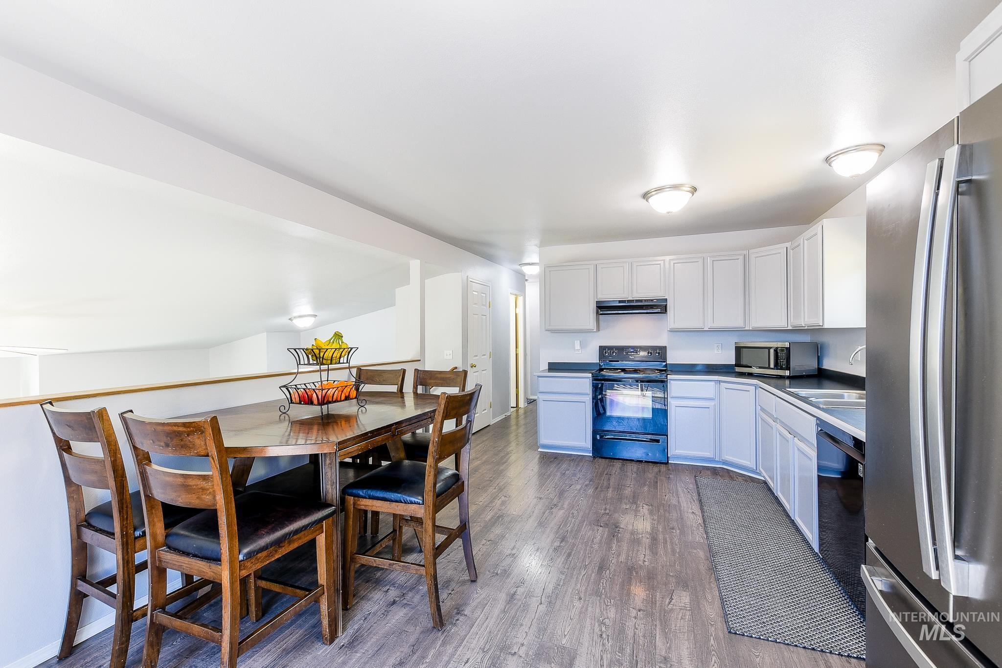 1008 Jefferson Ct Property Photo 13