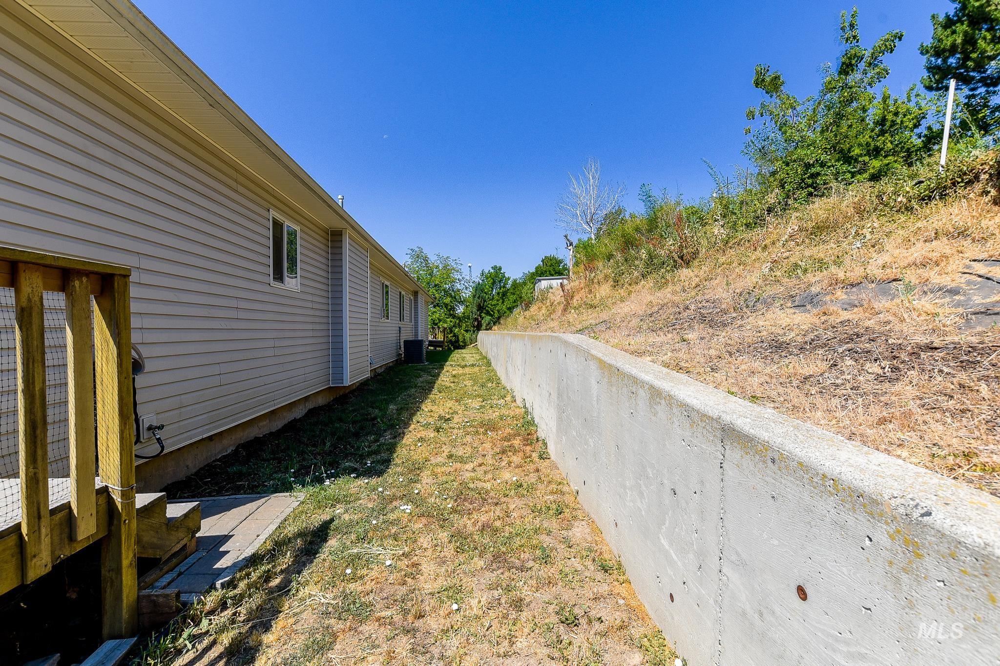 1008 Jefferson Ct Property Photo 27