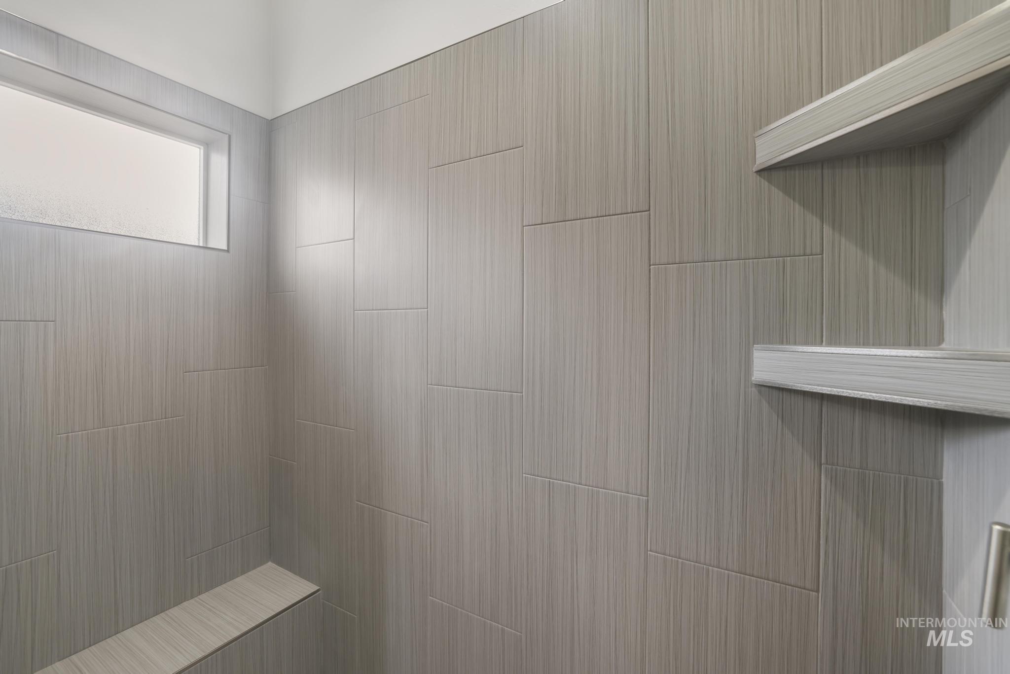 906 23rd Ave E Property Photo 17