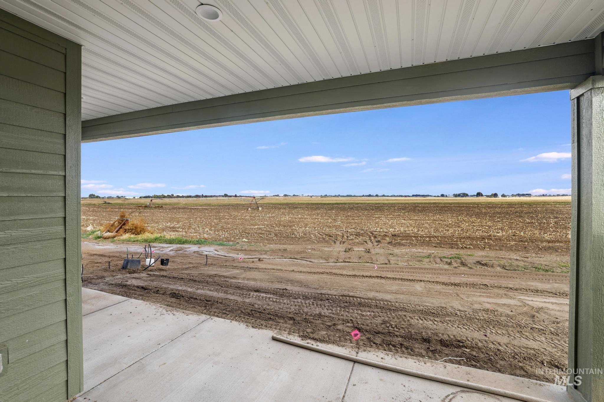 906 23rd Ave E Property Photo 26