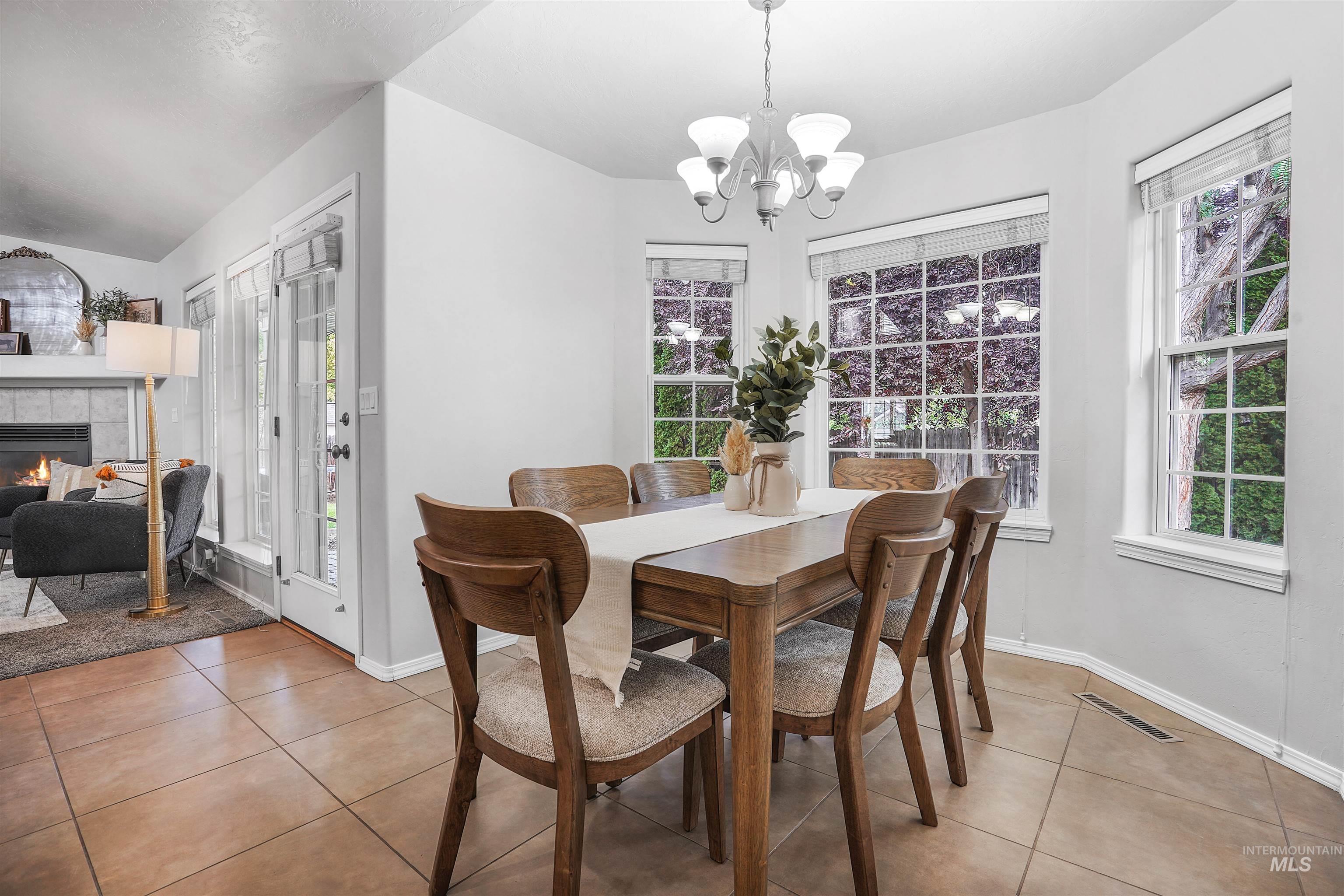 1239 Brundage Circle Property Photo 8