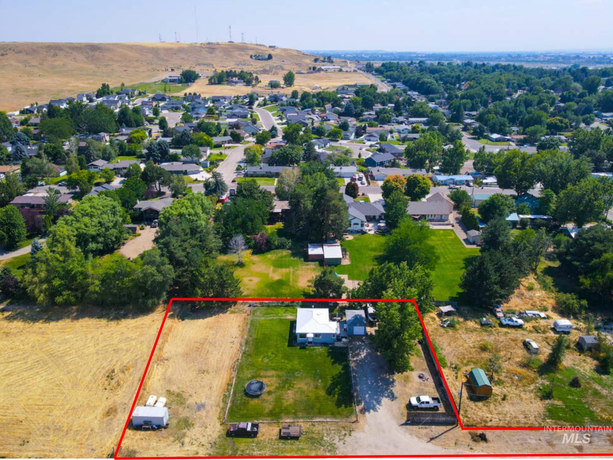 140 N Iowa Ave Property Photo 2