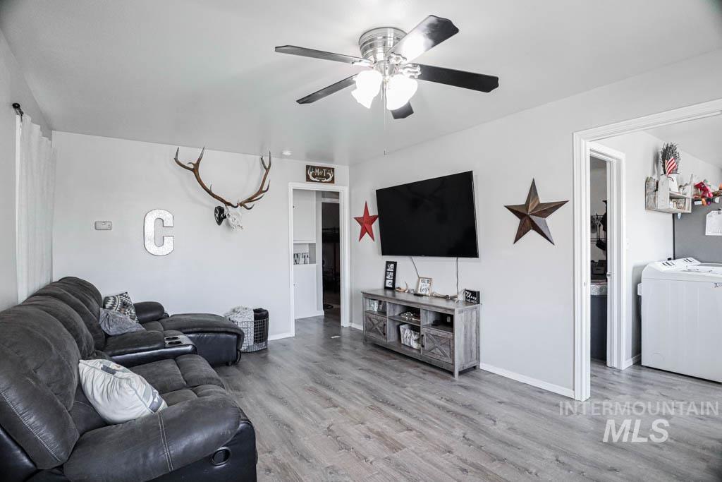 140 N Iowa Ave Property Photo 6