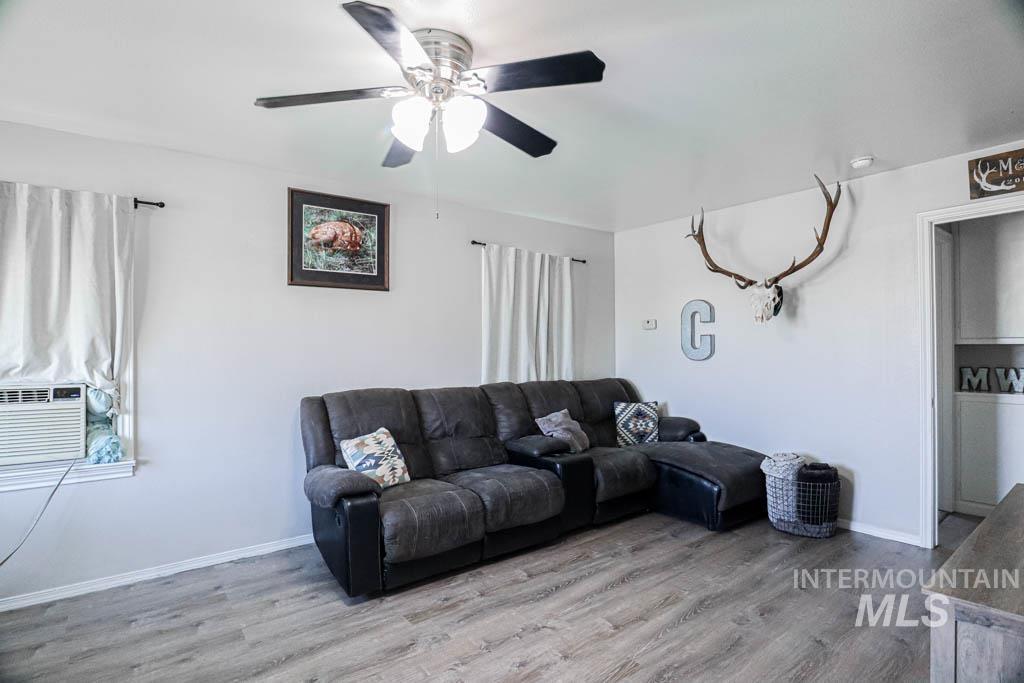 140 N Iowa Ave Property Photo 10