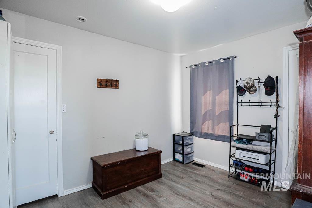 140 N Iowa Ave Property Photo 13