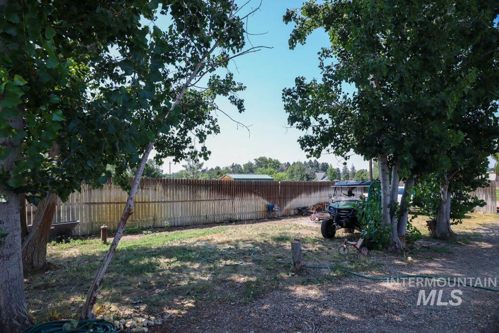 140 N Iowa Ave Property Photo 21