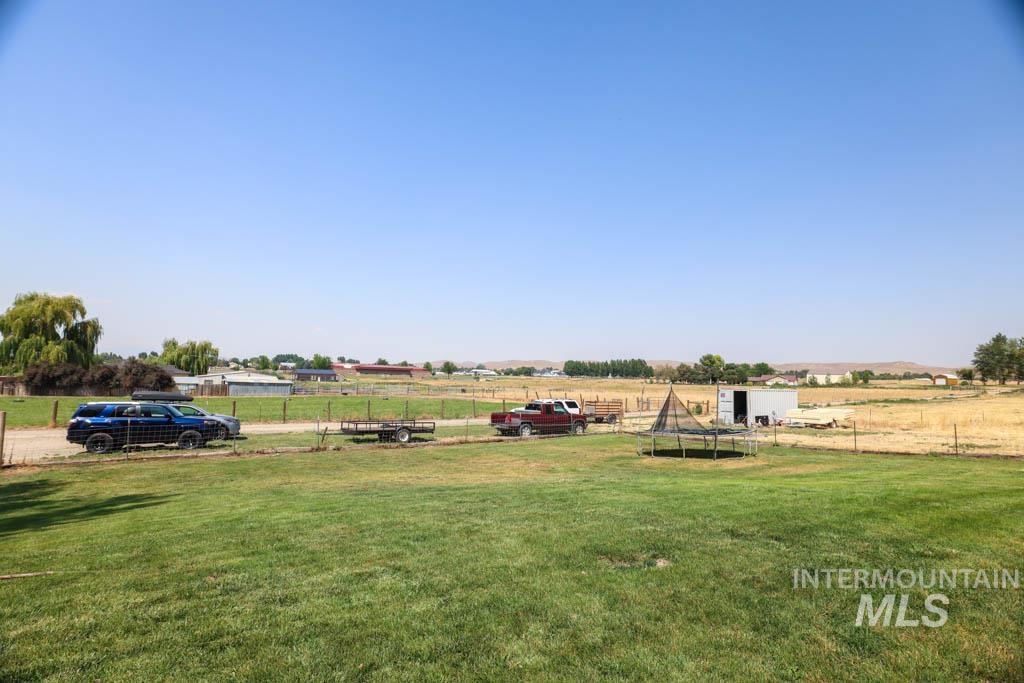 140 N Iowa Ave Property Photo 22