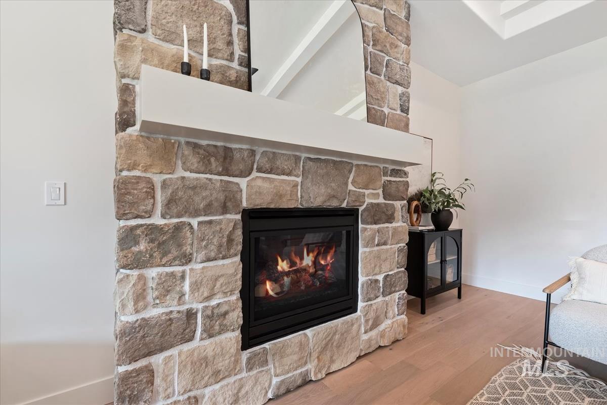 2206 N Hurtsville Ave. Property Photo 8