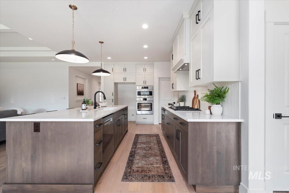 2206 N Hurtsville Ave. Property Photo 13