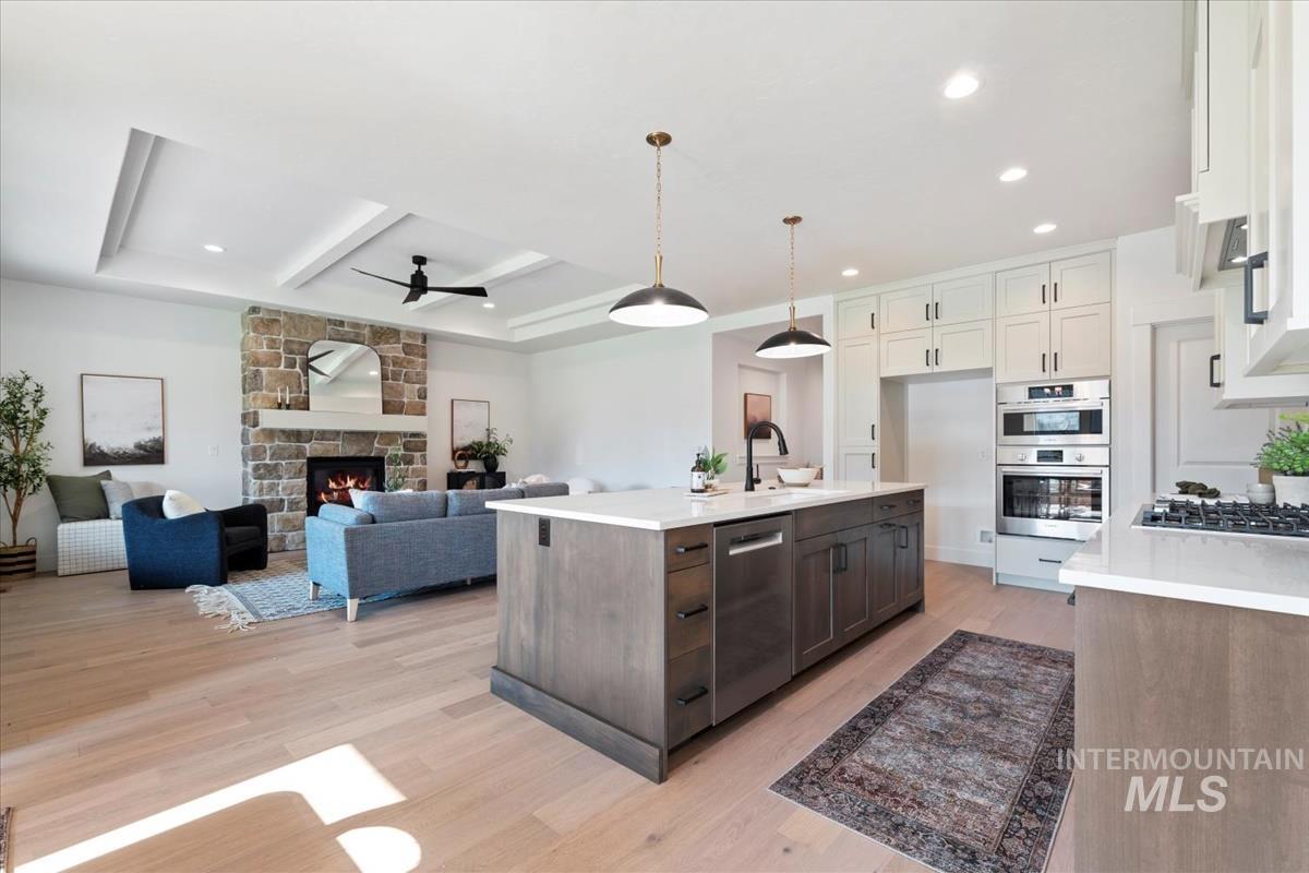 2206 N Hurtsville Ave. Property Photo 14