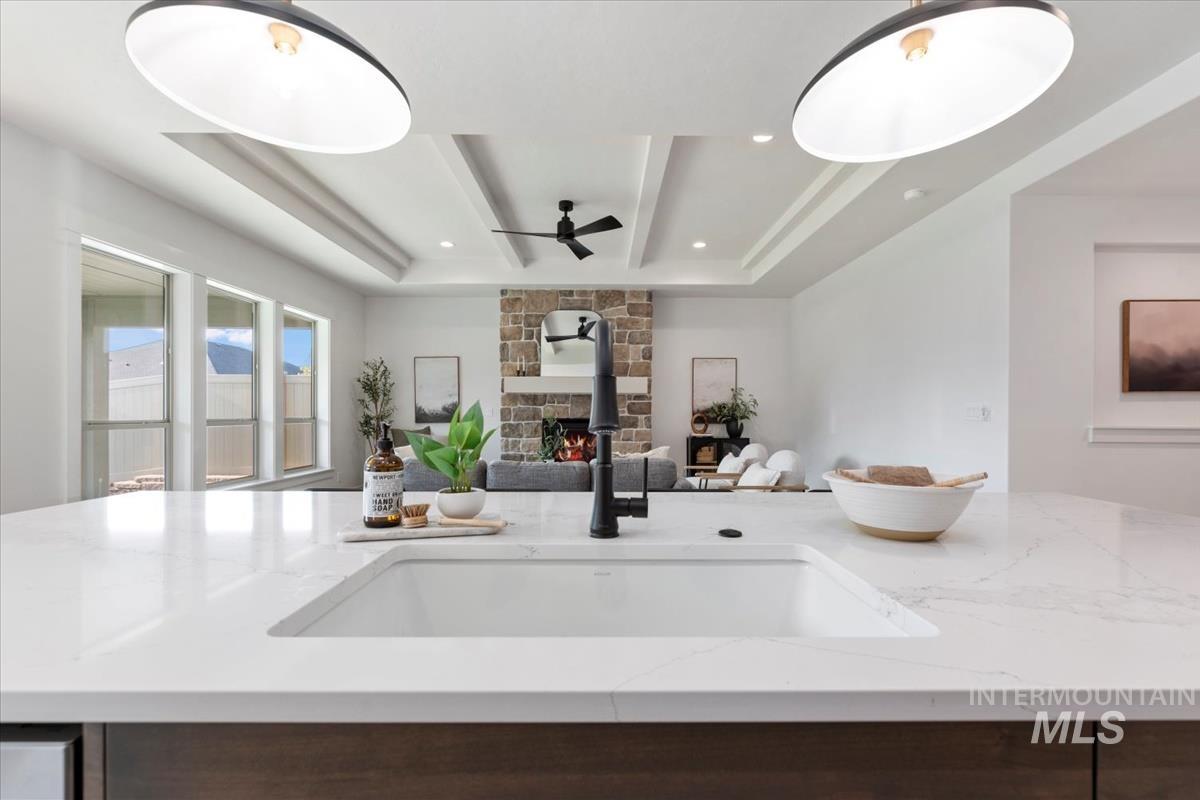 2206 N Hurtsville Ave. Property Photo 15