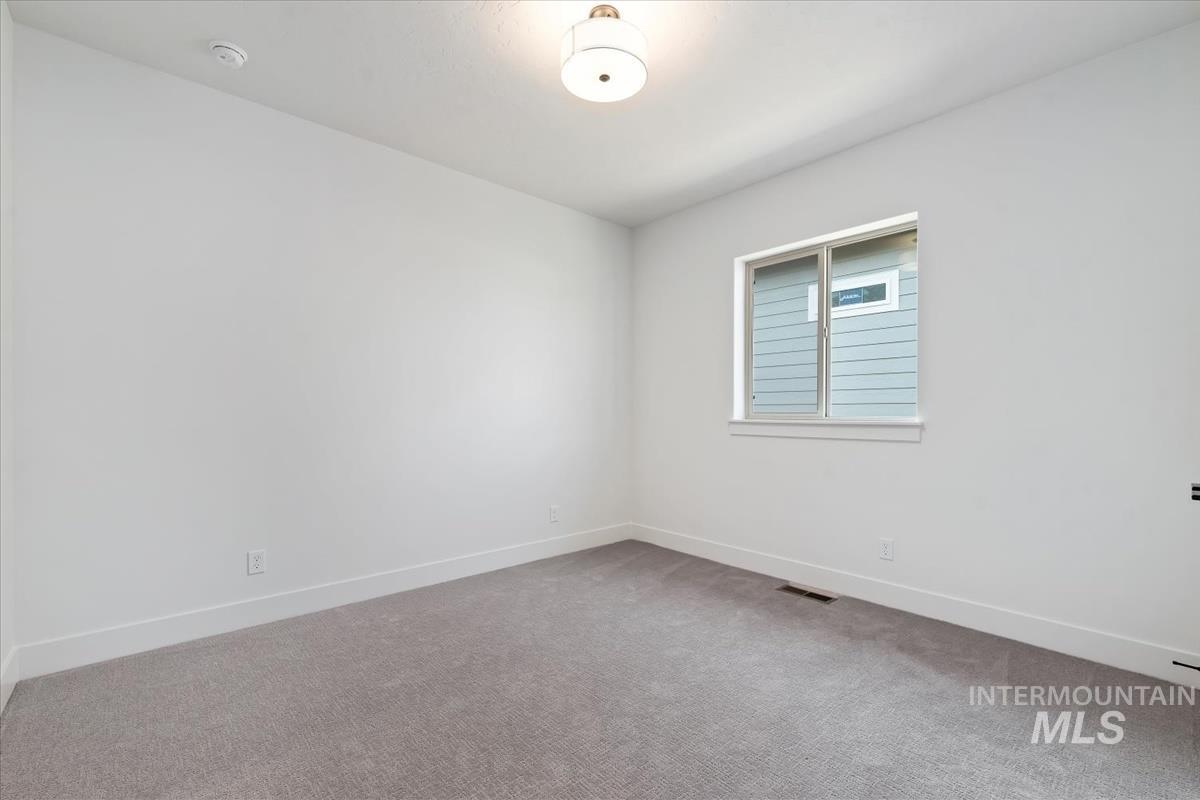 2206 N Hurtsville Ave. Property Photo 19