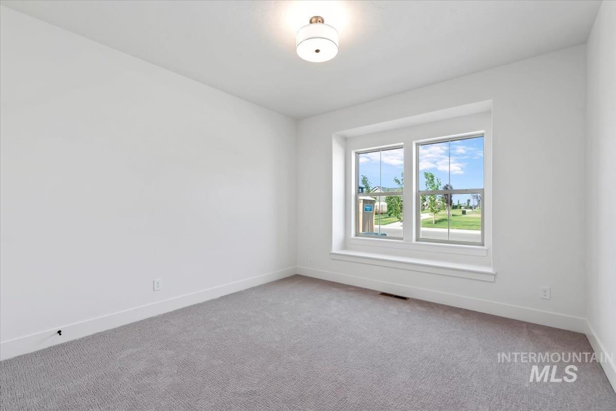 2206 N Hurtsville Ave. Property Photo 23