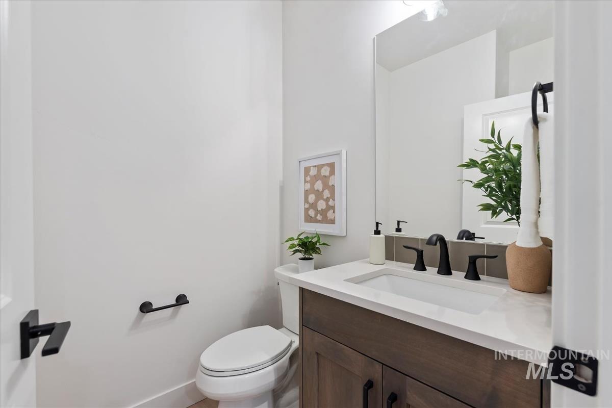 2206 N Hurtsville Ave. Property Photo 24