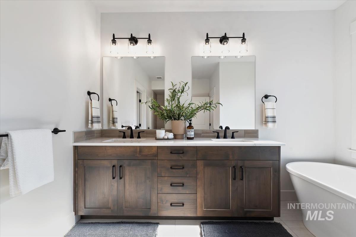 2206 N Hurtsville Ave. Property Photo 32