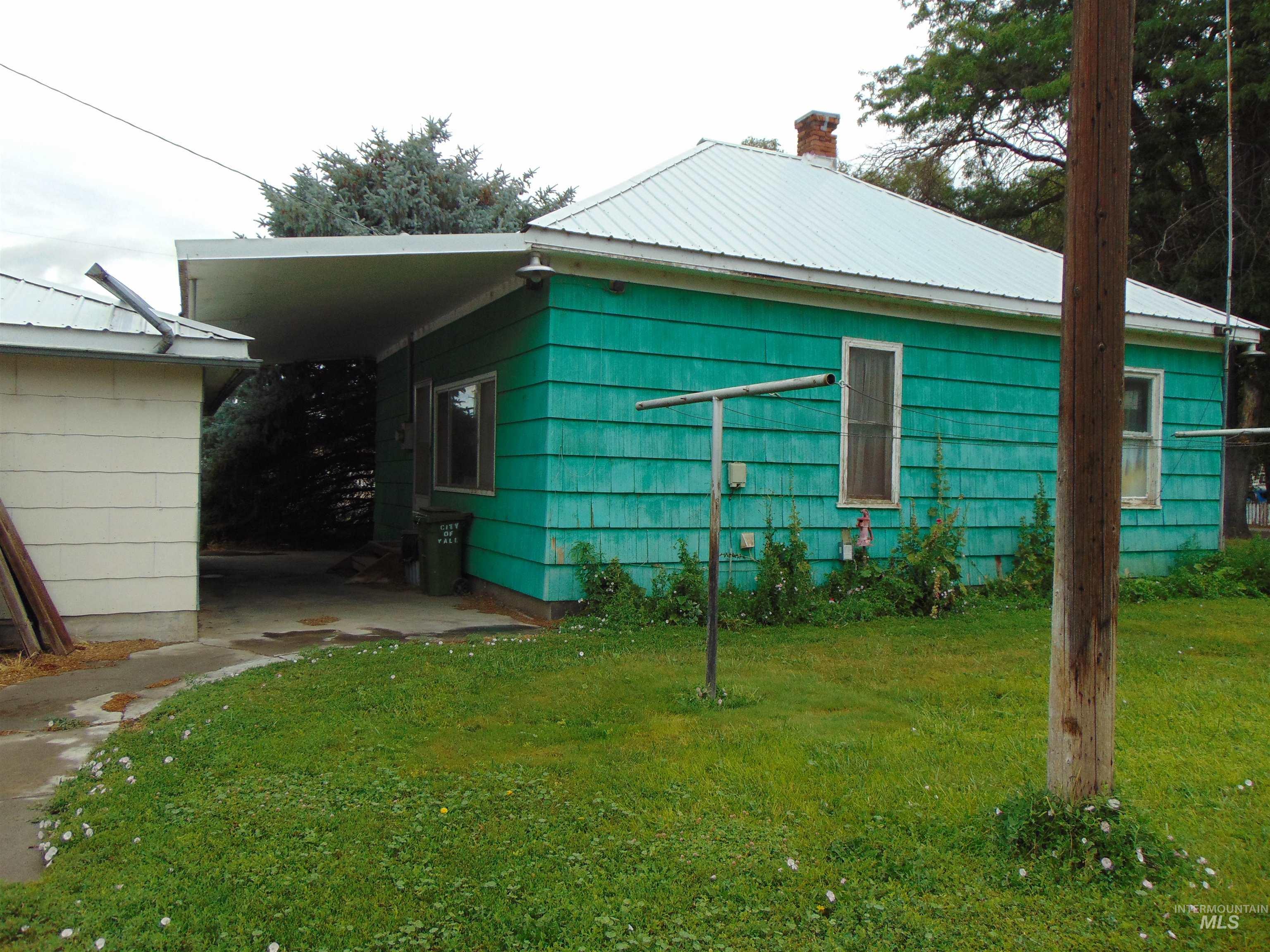 233 Glenn Street Property Photo 8