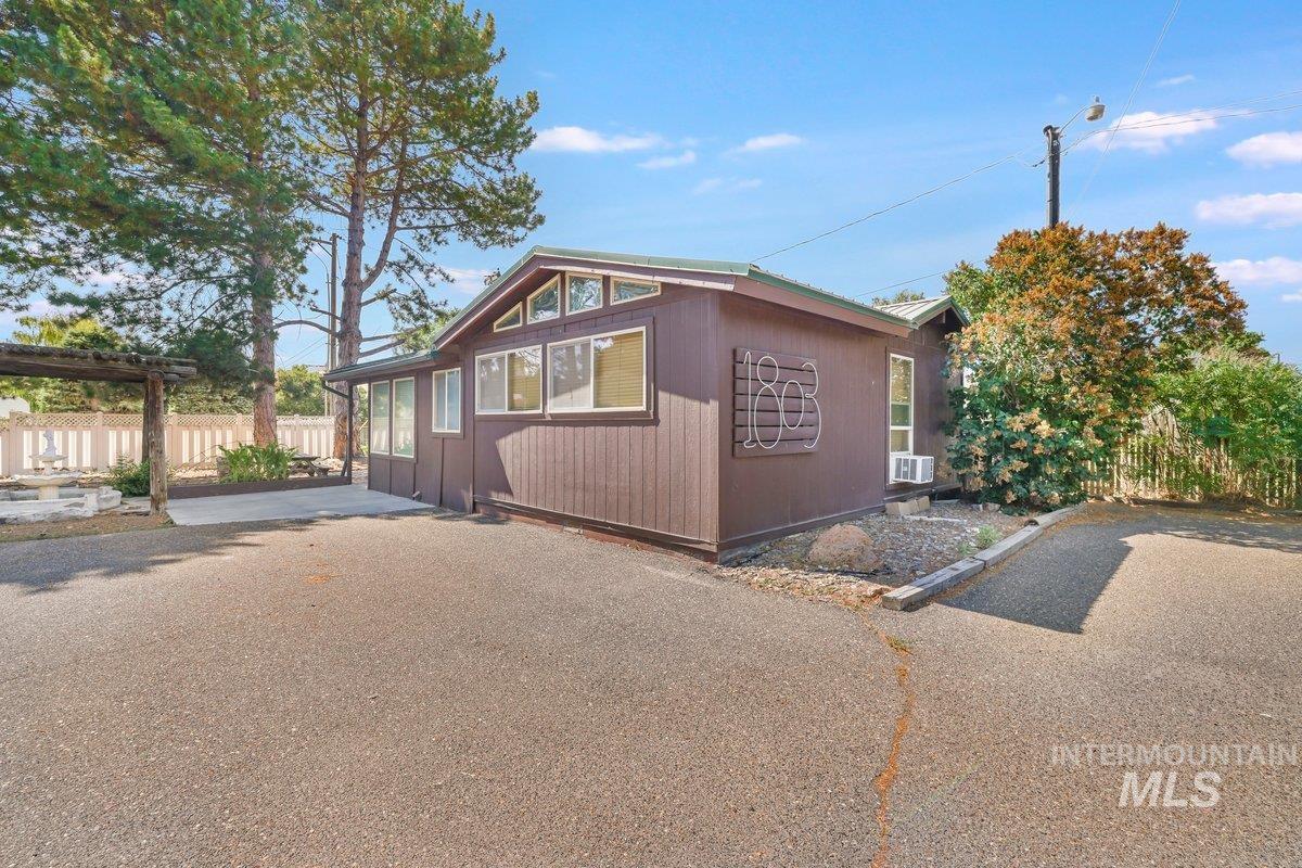 1801 Y Street Property Photo 12