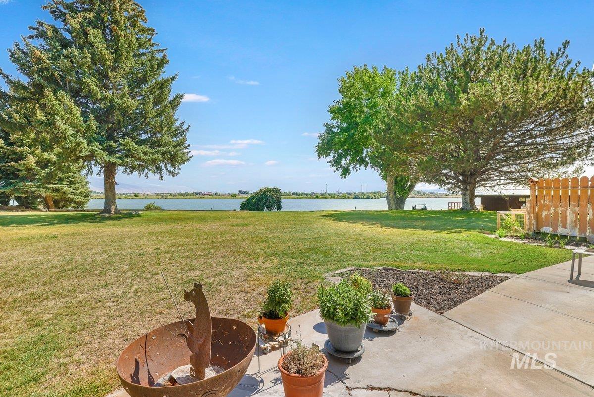 1801 Y Street Property Photo 14