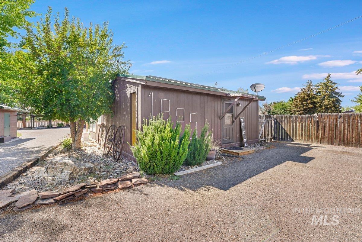 1801 Y Street Property Photo 23