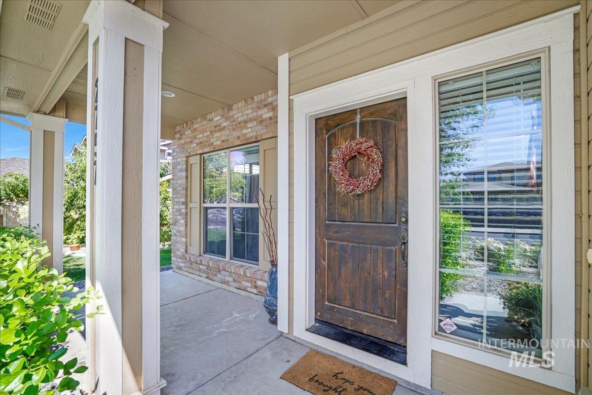 2757 Carriage Way Property Photo 6