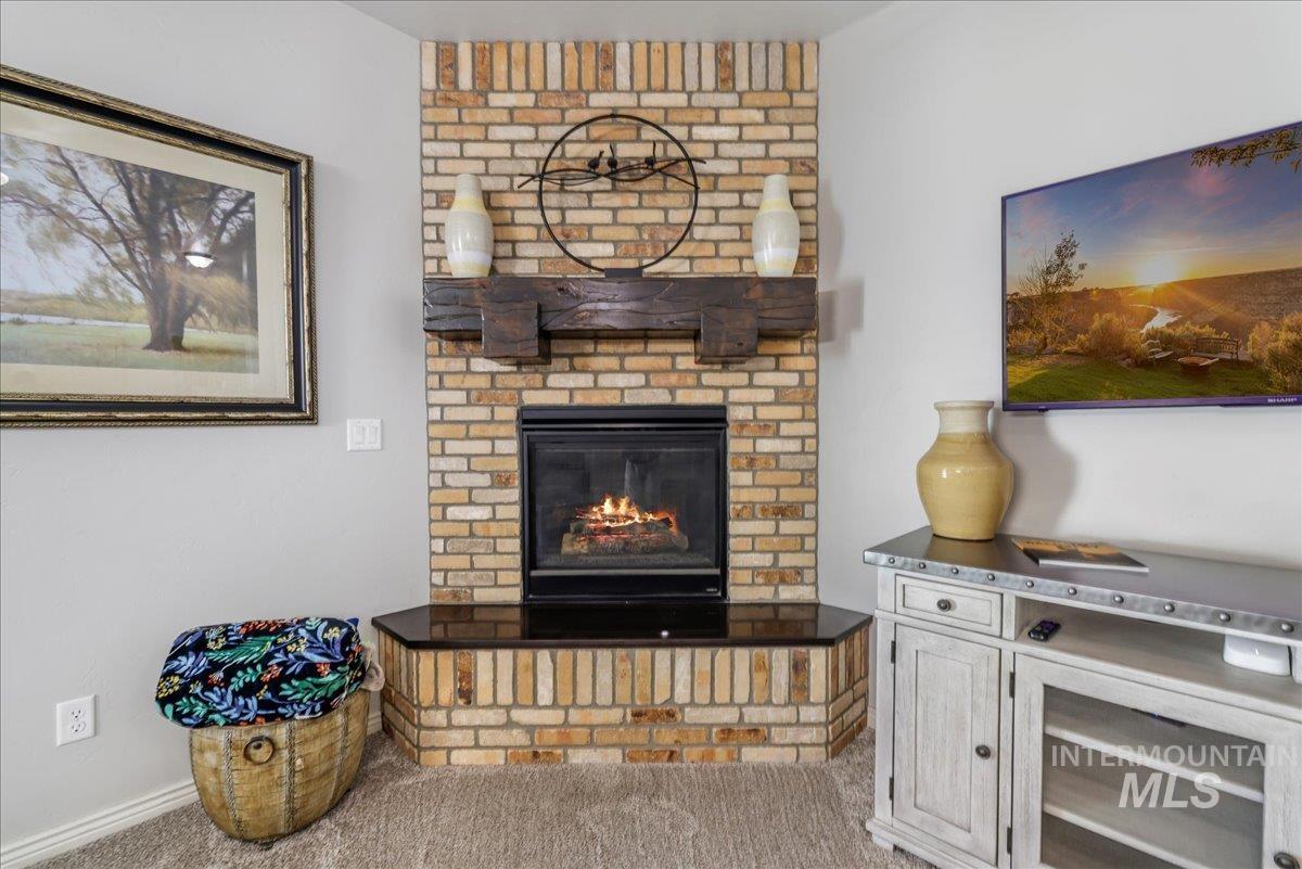 2757 Carriage Way Property Photo 13