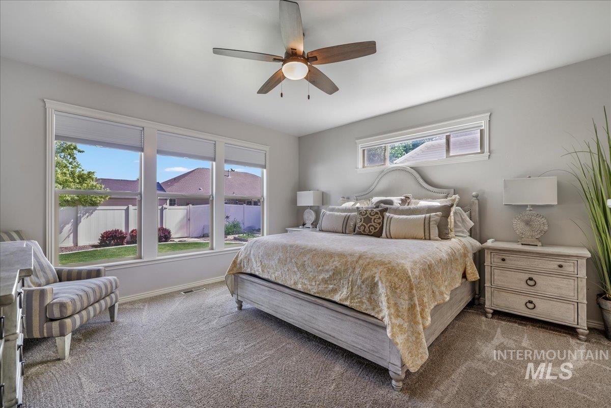 2757 Carriage Way Property Photo 22