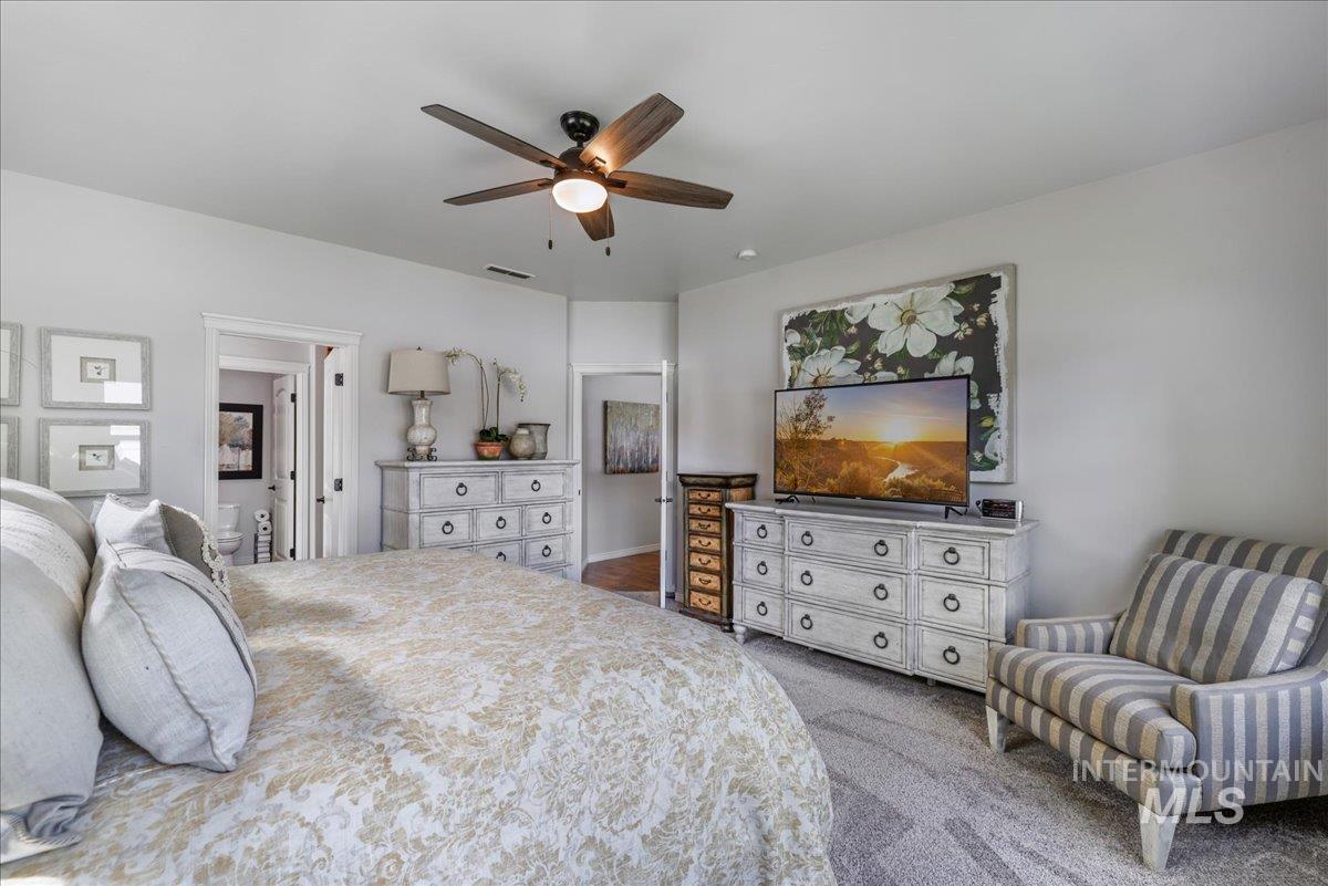 2757 Carriage Way Property Photo 23