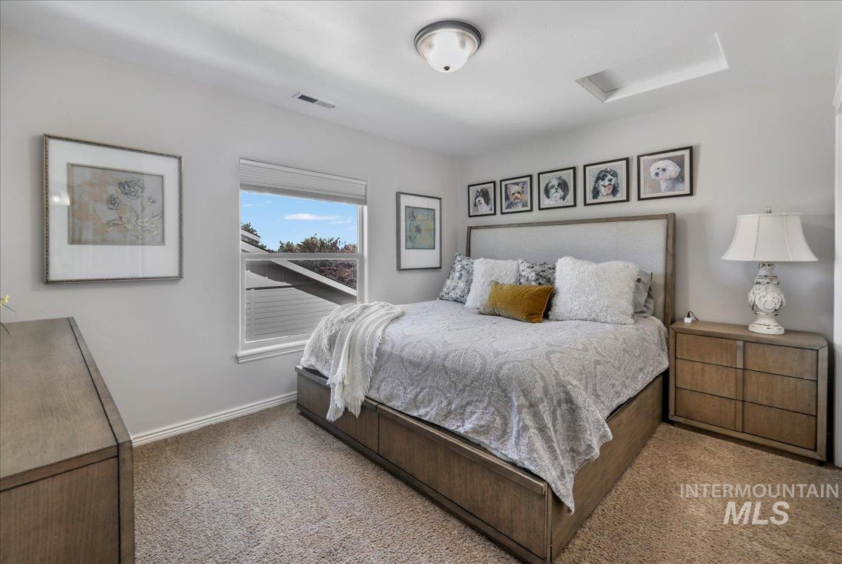 2757 Carriage Way Property Photo 30