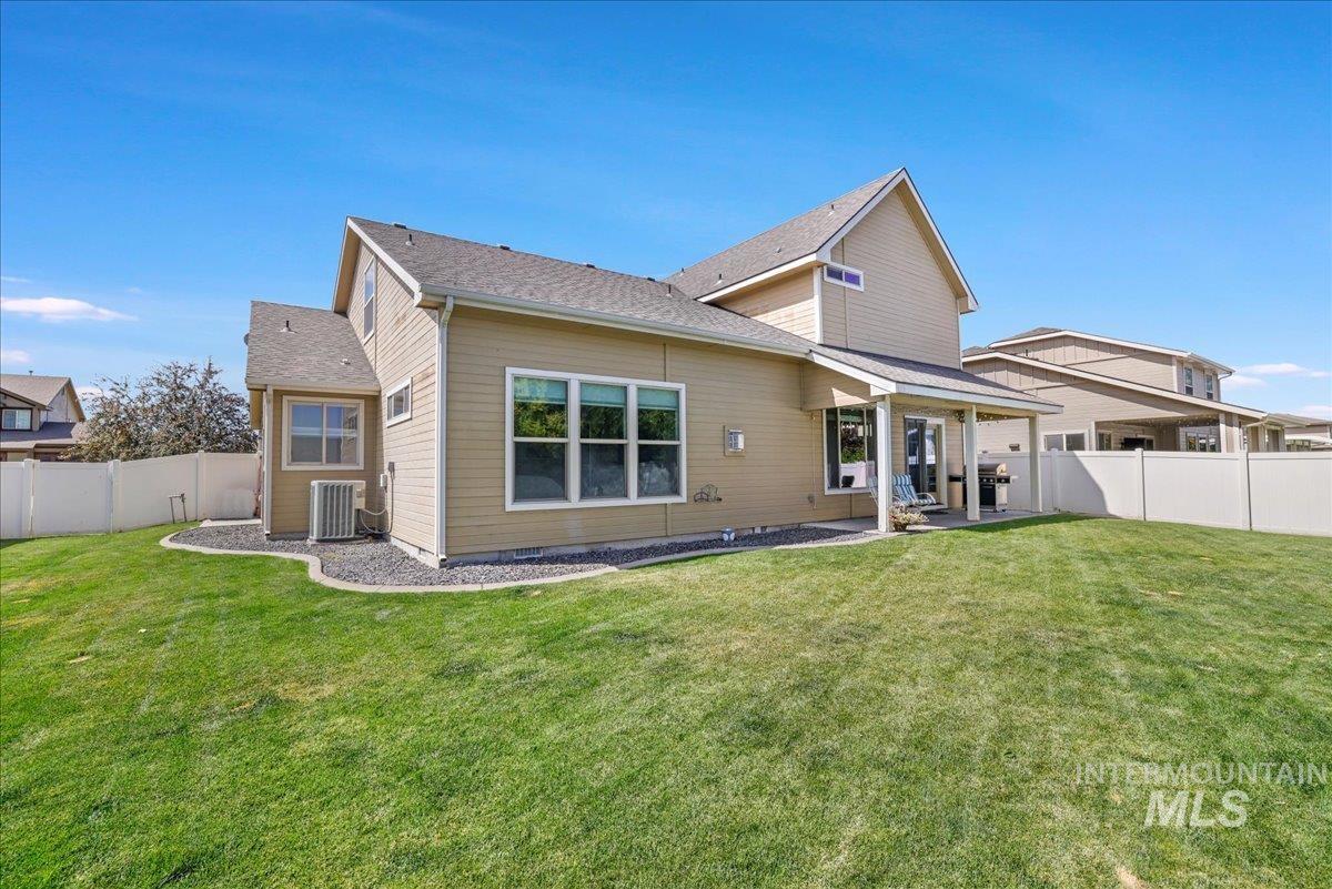 2757 Carriage Way Property Photo 43