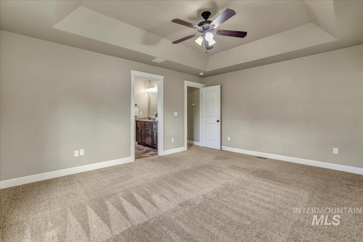 2137 Settlers Ln Property Photo 14