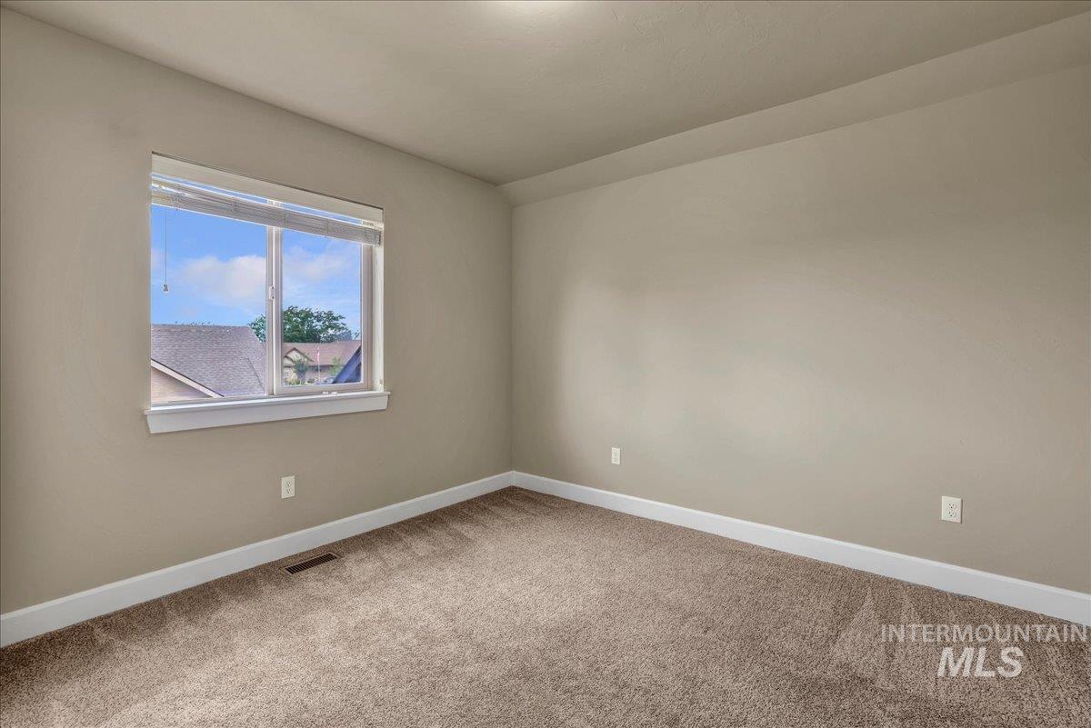 2137 Settlers Ln Property Photo 24