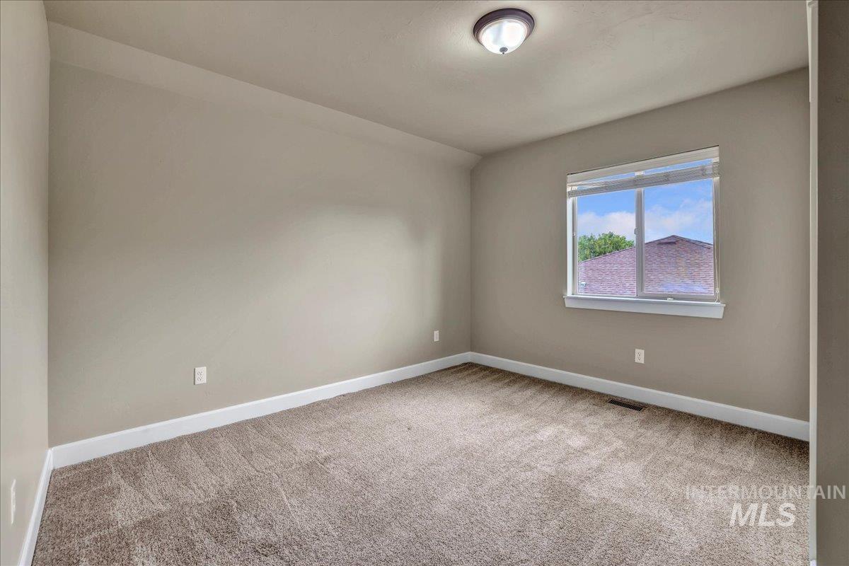 2137 Settlers Ln Property Photo 30