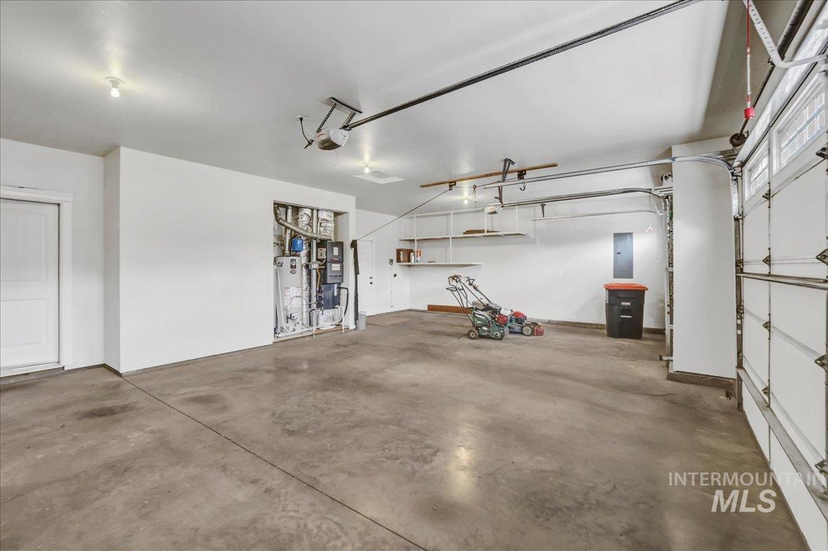 2137 Settlers Ln Property Photo 35