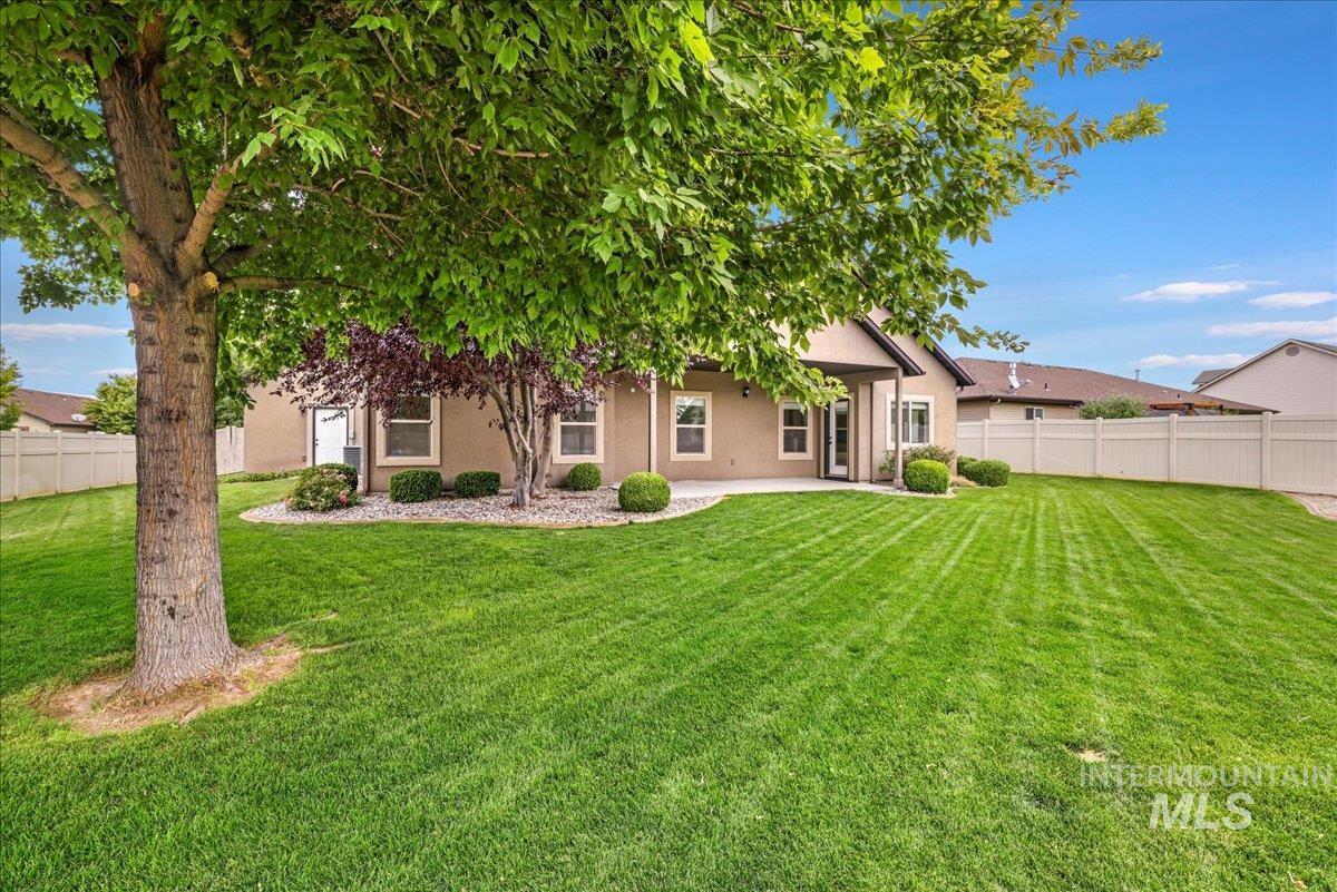 2137 Settlers Ln Property Photo 39