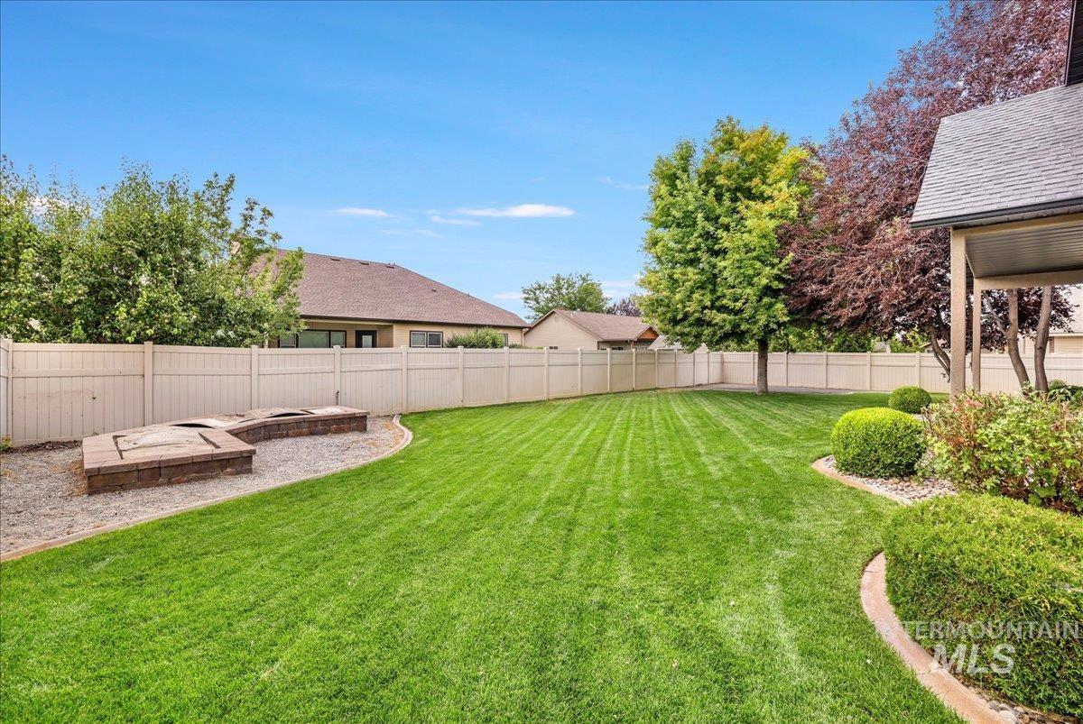 2137 Settlers Ln Property Photo 42