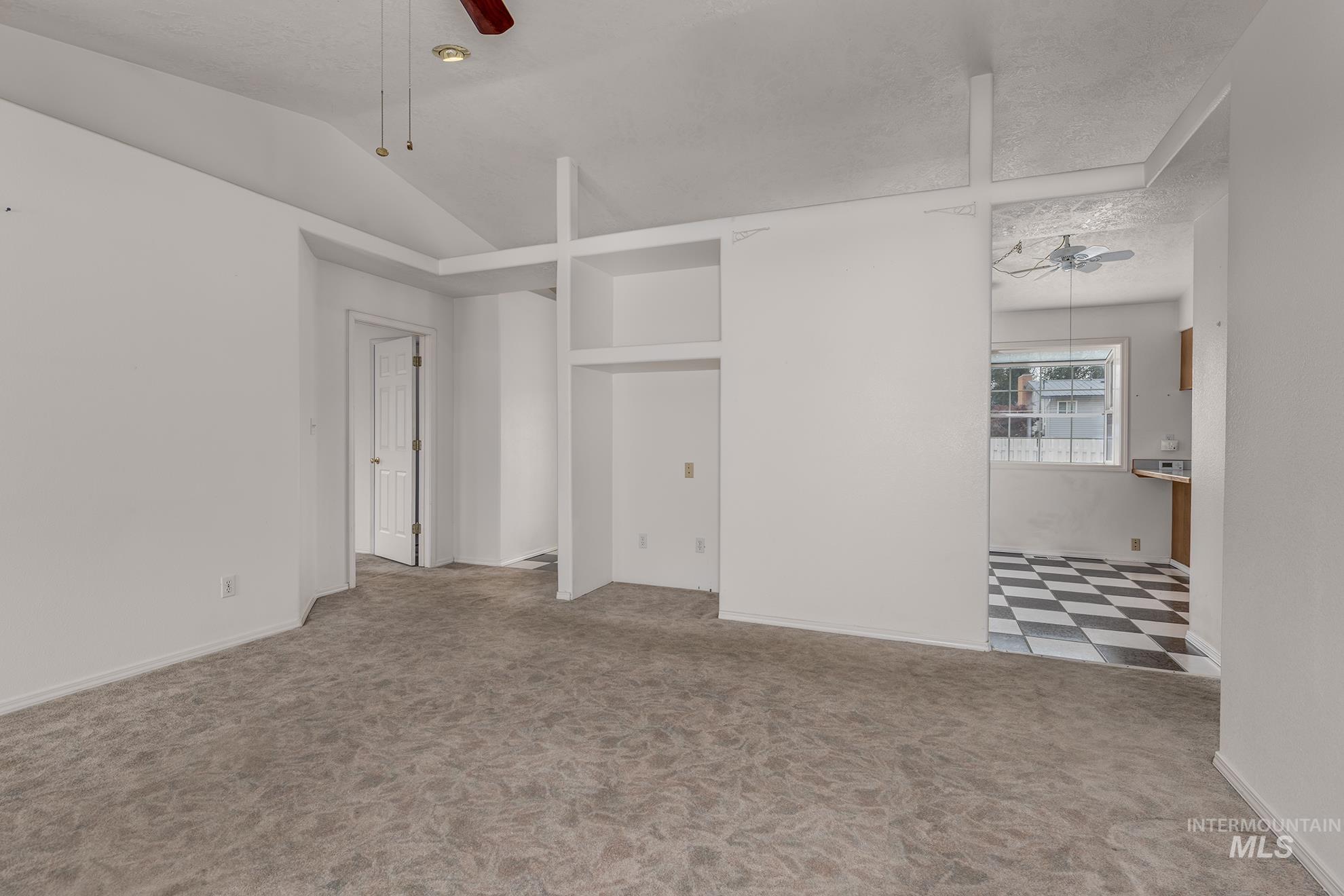 803 Ehrgood Ave Property Photo 9