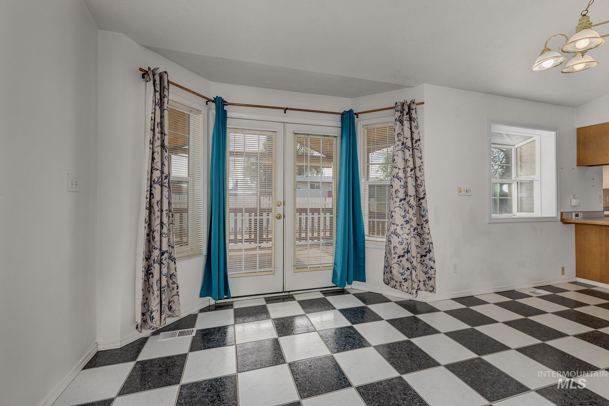 803 Ehrgood Ave Property Photo 12