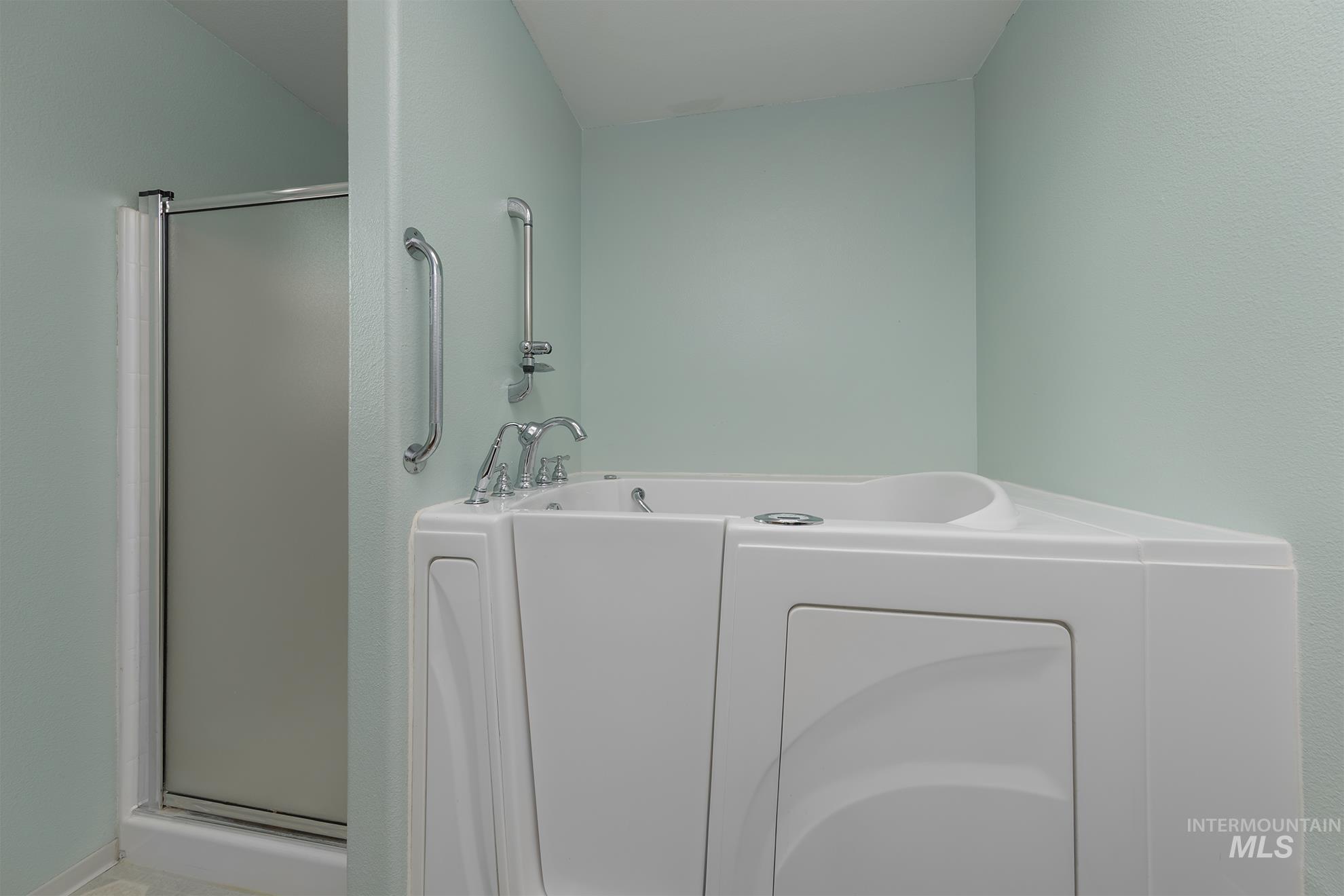 803 Ehrgood Ave Property Photo 23