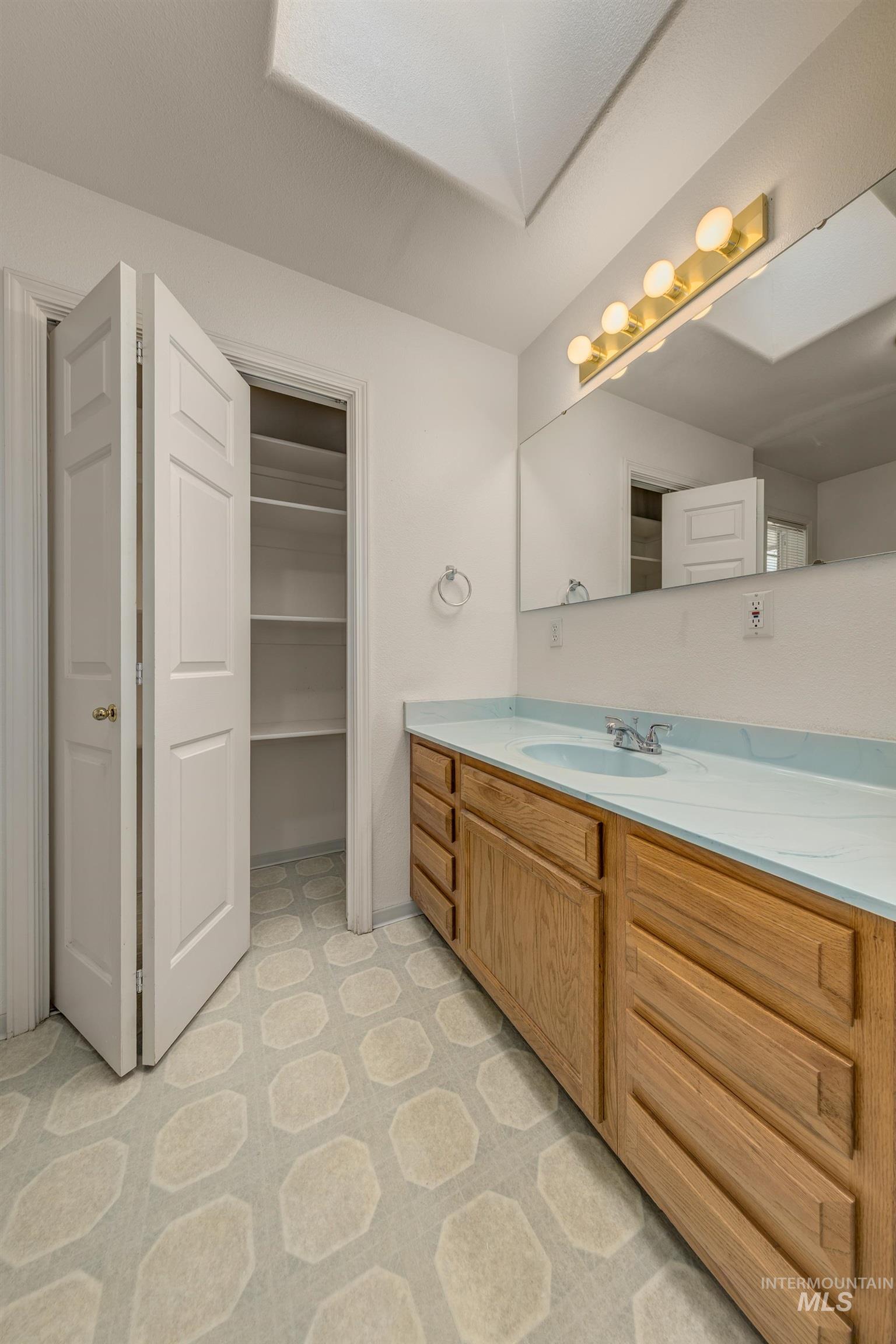 803 Ehrgood Ave Property Photo 30