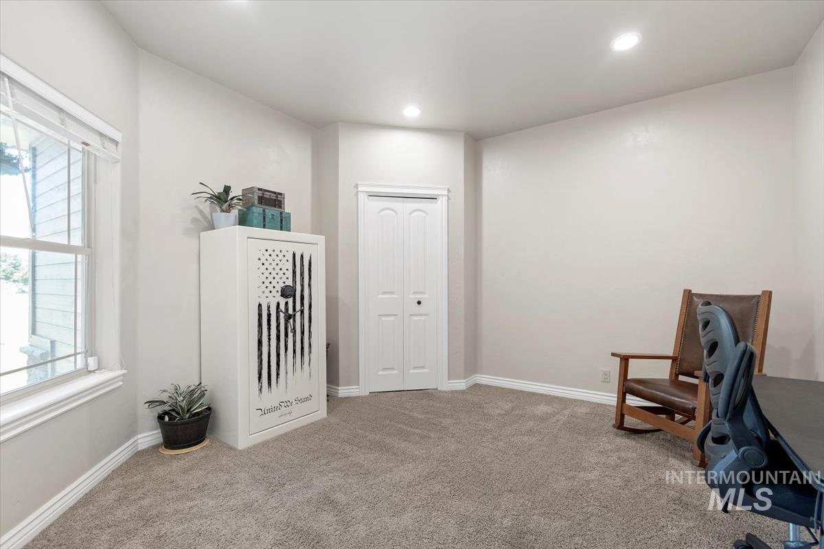 2630 Dogwood Ave Property Photo 6